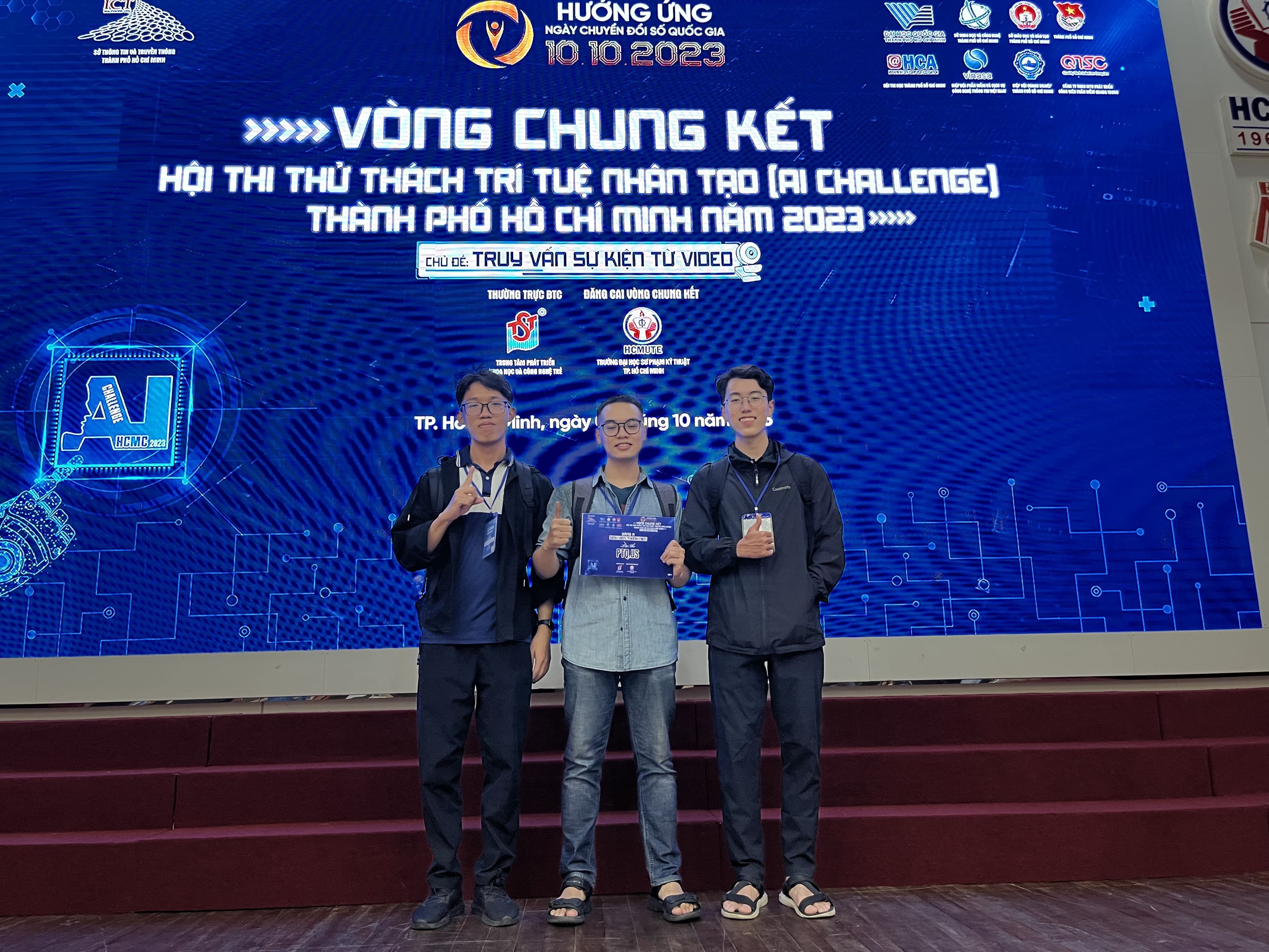 AI Challenge 2023 (HCMC)